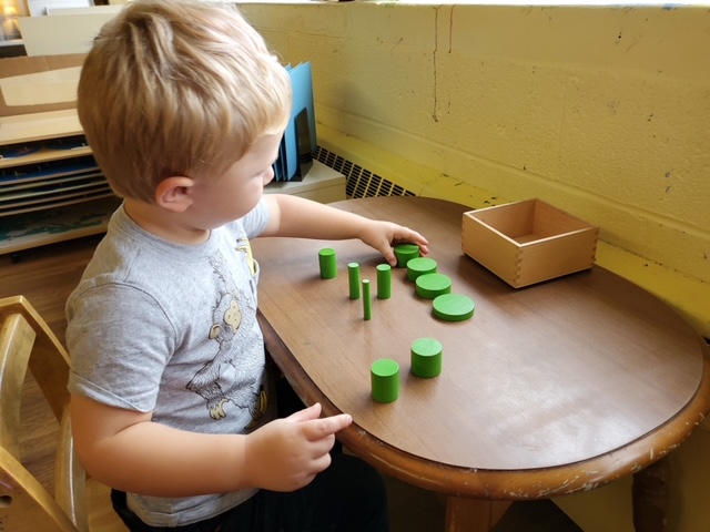 child playing with blocks